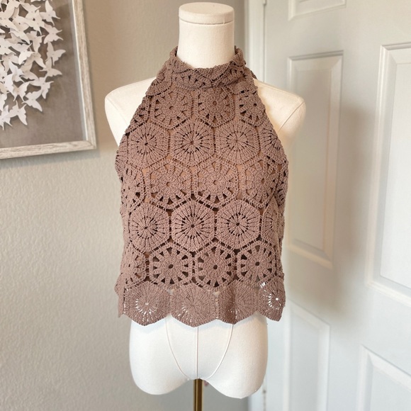 We Are Kindred Tops - We are kindred crochet crop top